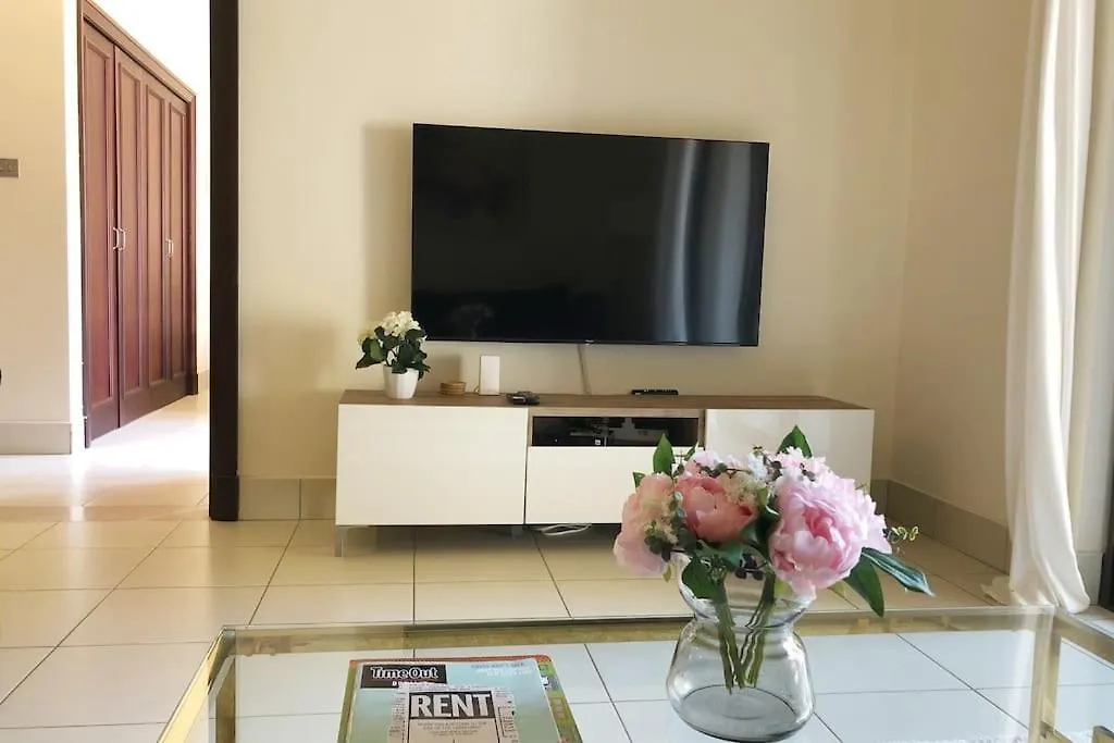 2 Bedroom Old Town Garden Apartment - The 108 Residences Dubaj 0*,  Zjednoczone Emiraty Arabskie